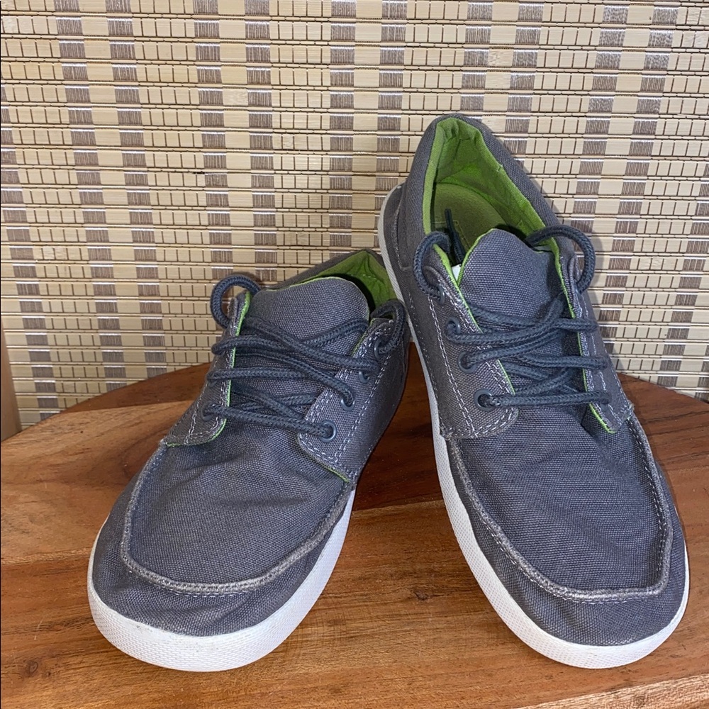 Sanuk Offshore Boys Size 5 Lace Up Shoes Loafers Gray